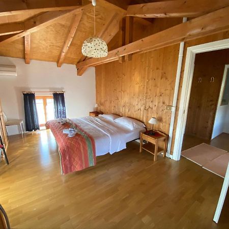 Qui Wolf Udine Hotel Collalto Eksteriør billede